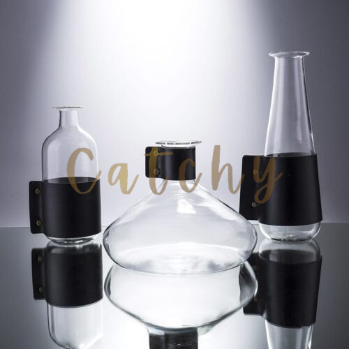 GLASS VASE