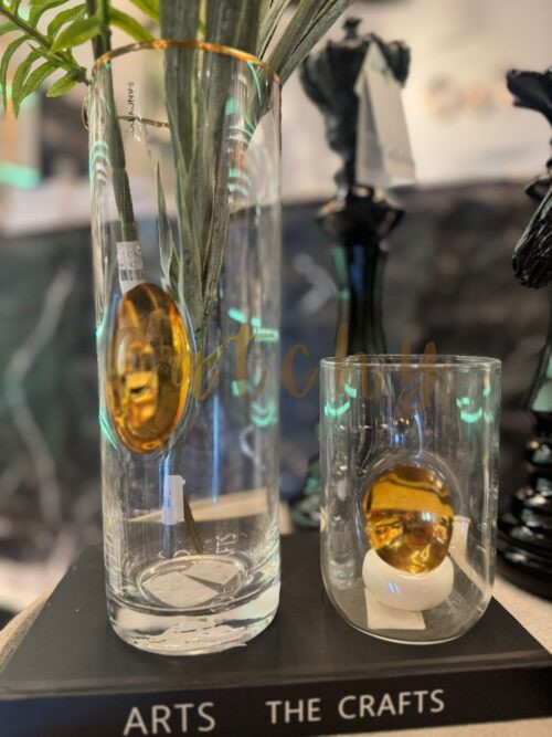 Vases - Image 4