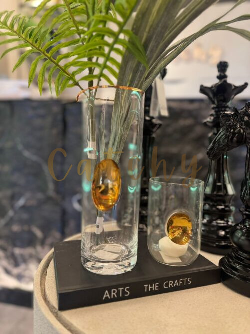 Vases - Image 1