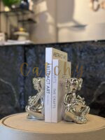 Bookend