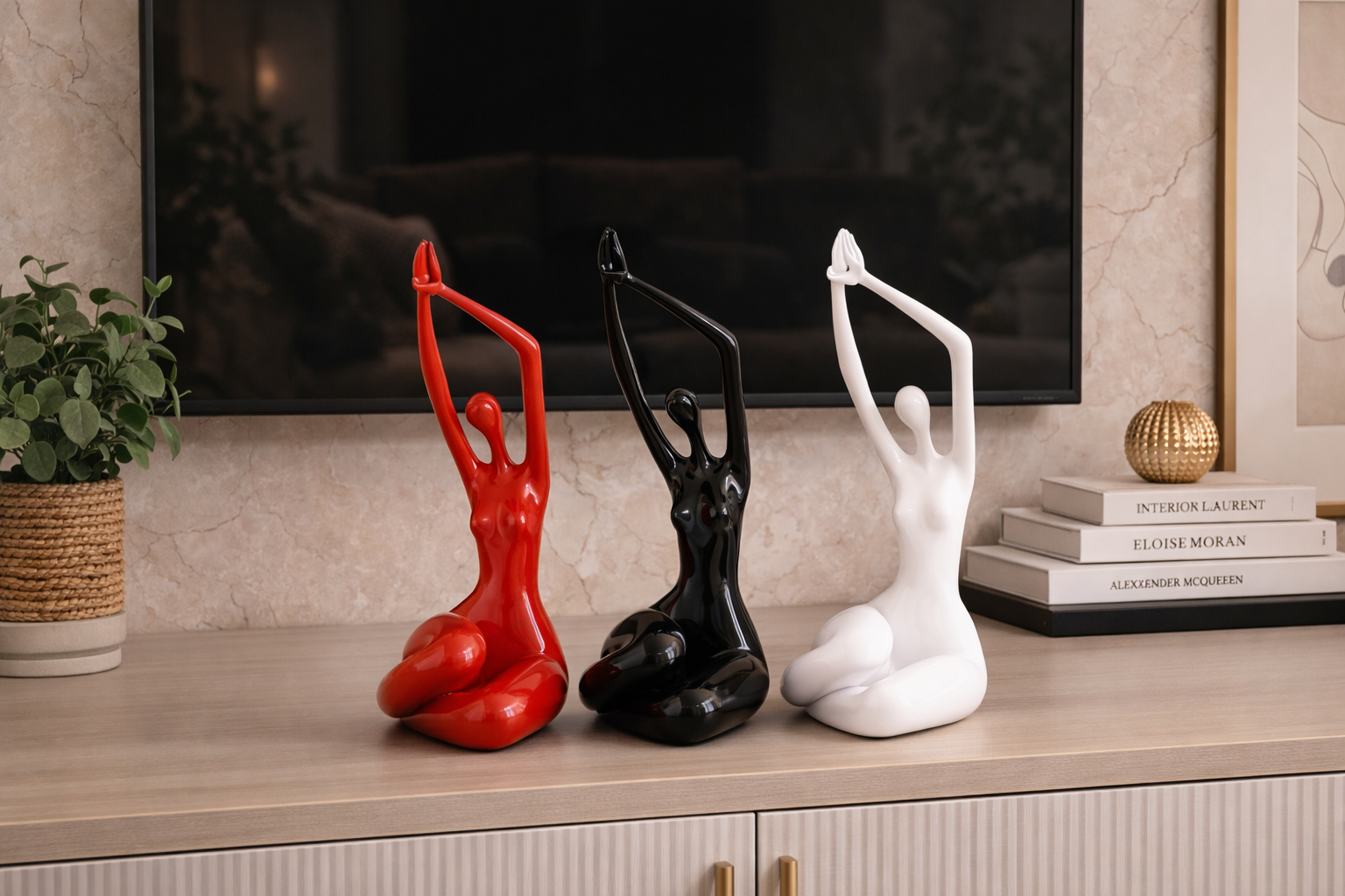 08283a34-c727-4cd3-ac6f-5999dc3be1df A striking set of - Image 1