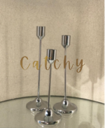 A luxurious gold candle - Image 3